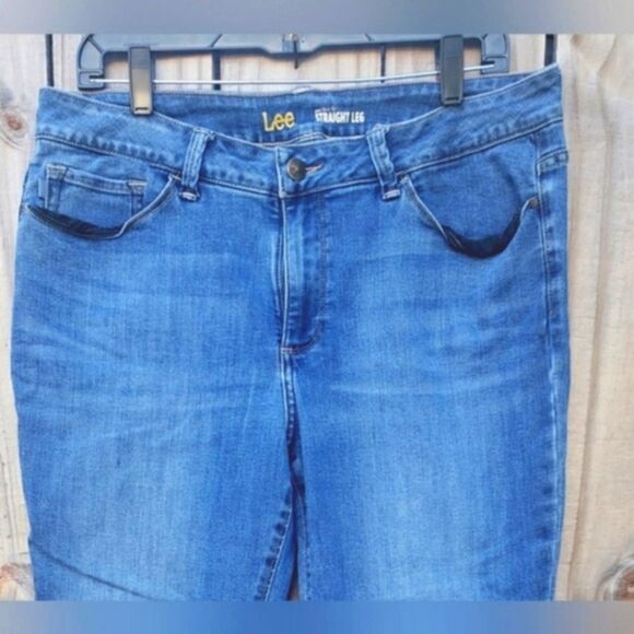 New- Lee Women's Blue Jeans - Picture 5 of 5